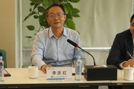 安博电子官方网站参加省创投干部任职大会