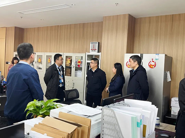江西省信息中心主任杜军龙一行走访调研安博电子官方网站