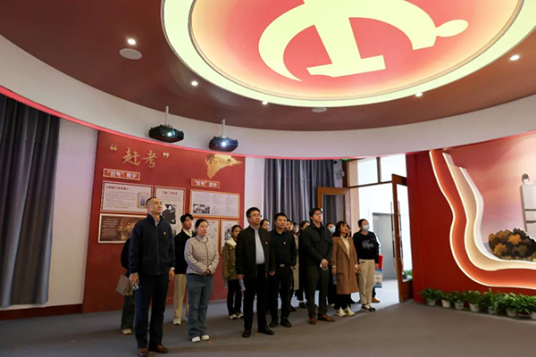 安博电子官方网站党支部开展“缅怀先烈思廉洁 赓续血脉忆初心”主题党日活动